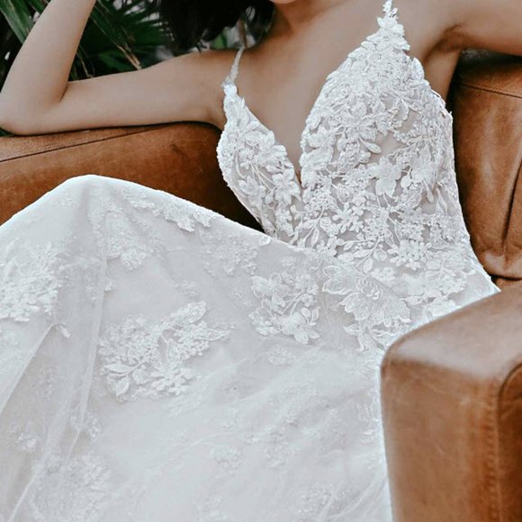 Essense of Australia A-Line Sparkling Lace Wedding Dress - Picture 6 of 10